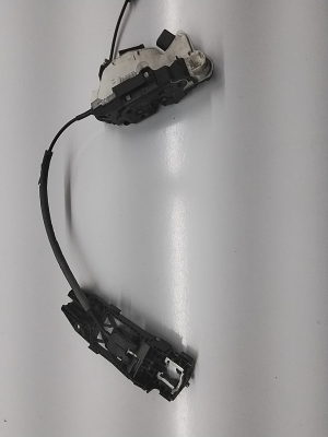   Front door lock  - 1S1837015B 