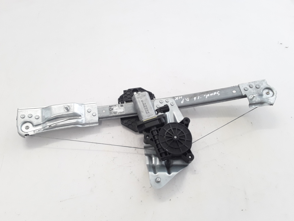 DACIA Sandero 2 generation (2013-2020) Front Right Door Window Regulator 807209299R 21084254