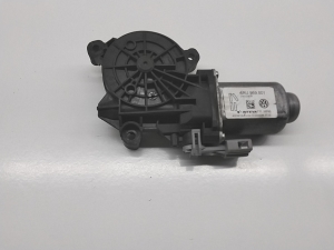 Skoda Citigo (2011–2026) Front door window regulator motor 6RU959801 - 3