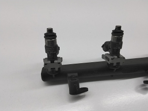 Skoda Citigo (2011–2026) Einspritzventil und seine Teile 04C906031D - 4