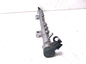 VOLVO XC70 (2007–2016) Common Rail Kraftstoffleitung 30777759 - 4