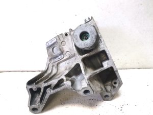 Motorhalter - 30681951