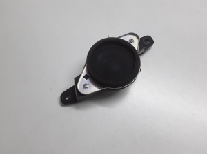 Kia Sorento (2009–2014) Front door speaker 963602PAA0 - 3