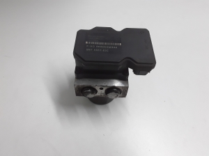 ABS unit - 589202P700