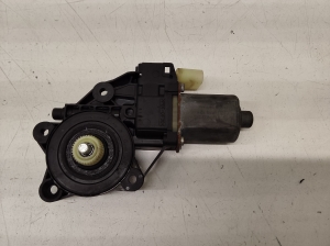 Moteur de lève-vitre de porte avant - 2753722A2A