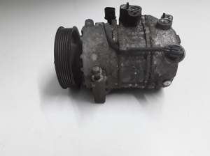Kia Sorento (2009–2014) A/C compressor 977012P250 - 2