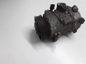 Kia Sorento (2009–2014) A/C compressor 977012P250 - 3