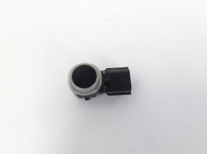 products.Front parking sensor - 284429097R