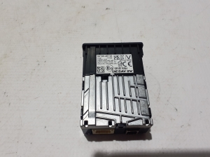 LEXUS RX LA1 (2022–2026) USB port 8619048110 - 2