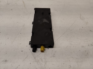 BMW 1 SERIES E81 (2007–2012) Antenas pastiprinātājs 6520695890002 - 3