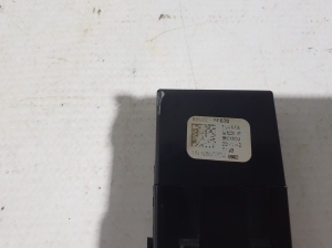 LEXUS RX LA1 (2022–2026) USB-Anschluss 855320E070 - 4