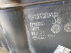 VOLVO XC70 (2007–2016) Luftleitblech für den Kühler 30763220 - 2