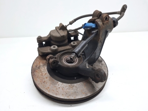 Opel Crossland X X 75 (2017–2026) Front wheel hub - 4