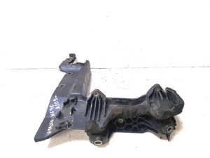 VOLVO XC70 (2007–2016) Akuhoidik 30760952 - 4