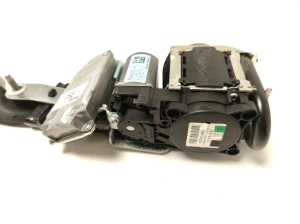 Mercedes Benz C-Class 204 (2007–2014) Front seat belt A2048602686 - 2