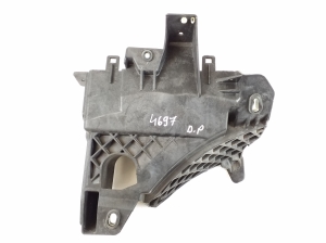 Jeep Grand Cherokee WK2 (2010–2026) Sicherungskastenhalter unter der Motorhaube 68141842AA - 4