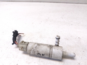 Front headlight washer motor - 0185450026