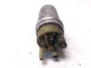 Volkswagen Passat B5 (1997–2005) Kütusepump paagis - 2