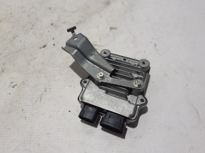   Fuel pump control module  - 8957108010 