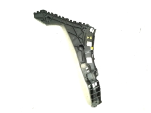 Rear bumper bracket - 89E807378