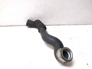 Mercedes Benz E-Class W211 (2002–2009) Jahutusradiaatori voolik 2035010282 - 4