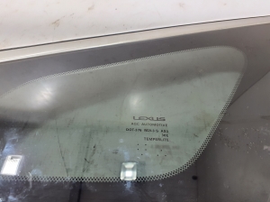 LEXUS RX LA1 (2022–2026) Seitenscheibe hinten (Karosserie) 627100E290 - 2