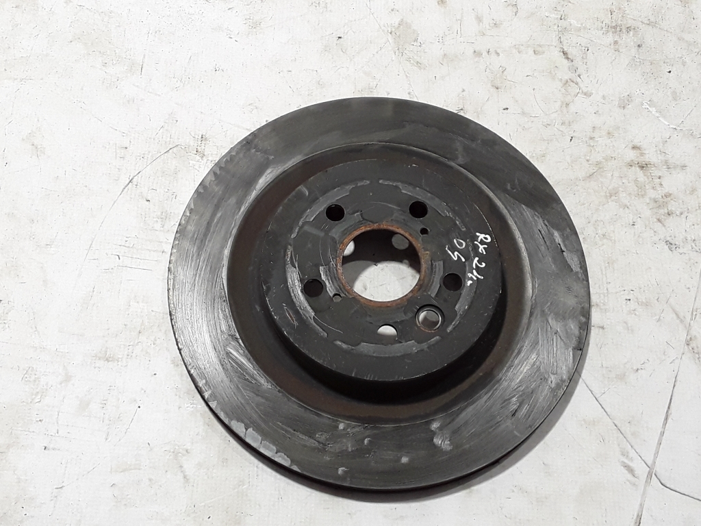 LEXUS RX LA1 (2022–2026) Tagumine piduriketas 424310E100 LEXUS RX LA1 (2022–2026) Tagumine piduriketas 424310E100