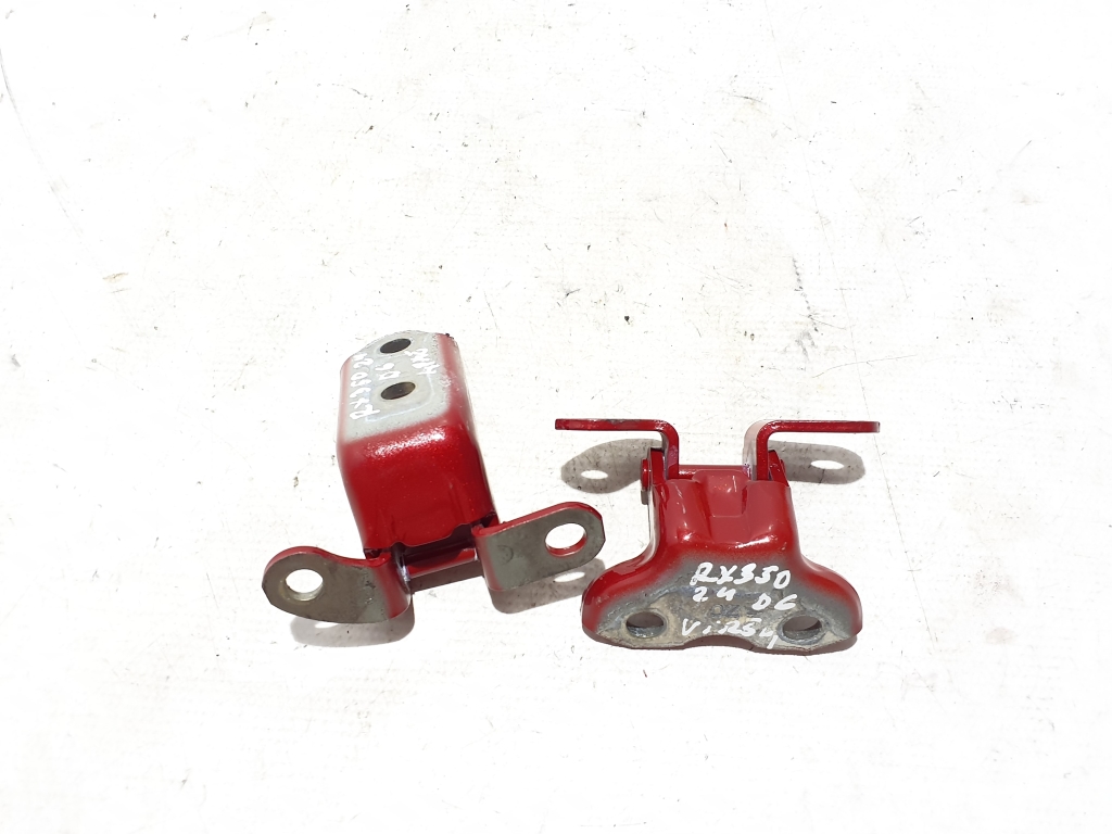 LEXUS RX LA1 (2022–2026) Rear side door upper hinge 6875006010 LEXUS RX LA1 (2022–2026) Rear side door upper hinge 6875006010