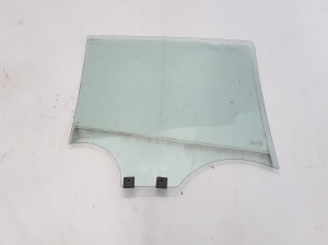  Glass rear side door 