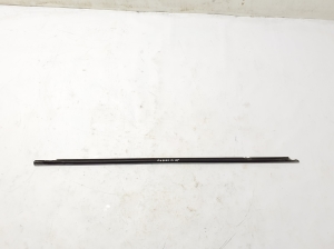 Volkswagen Passat B8 (2014–2023) Esiukse klaasi välimine liist 3G0837475E - 4
