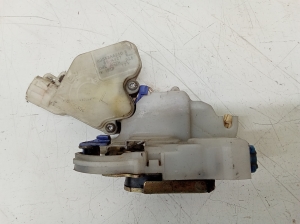 NISSAN X-Trail T30 (2001–2007) Front door lock 80553AA210 - 3