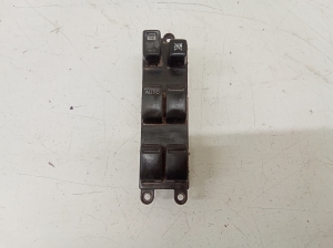 Fensterheberschalter vorne - 6Z08