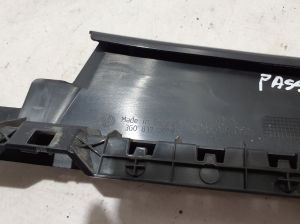 Volkswagen Passat B8 (2014–2023) Esiukse klaasi välimine liist 3G0837901P - 4