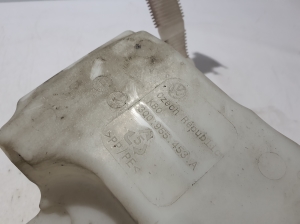Volkswagen Passat B8 (2014–2023) Front washer fluid reservoir 3Q0955453A - 3