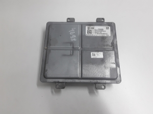 Opel Insignia (2017–2026) Engine control unit 55505569 - 3