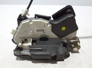 Volkswagen Passat B8 (2014–2023) Front door lock 5NB837015D - 3