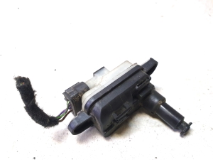 Fuel filler cap lock - 2K7810773
