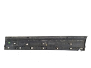 Volkswagen Touareg II (2010–2018) Esiukse liist 7P6854939A - 5