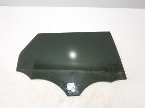 Vitre de porte latérale arrière - LR026714