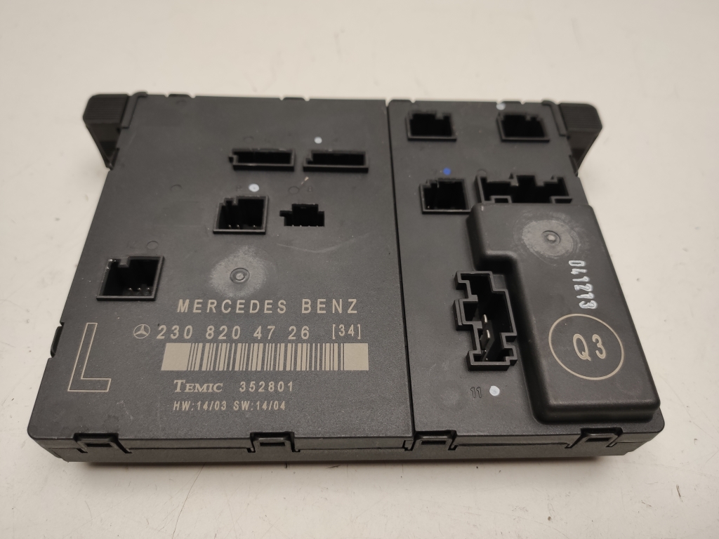 Mercedes Benz SL-Class 230 (2001–2012) Front door control unit A2308204726 Mercedes Benz SL-Class 230 (2001–2012) Front door control unit A2308204726