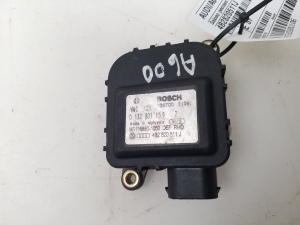 Stellmotor Heizungsklappe - 4B2820511J