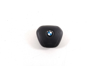 Steering wheel airbag - 6872265