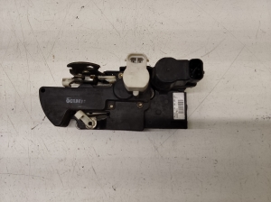 Opel Frontera B (1998–2004) Front door lock 16637561 - 4