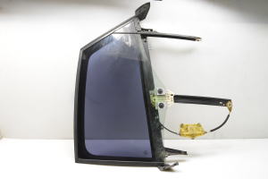 Rear side door window regulator frame - 4F0867369C
