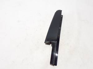 Lèche-vitre extérieur de porte arrière - BJ32255A81AD