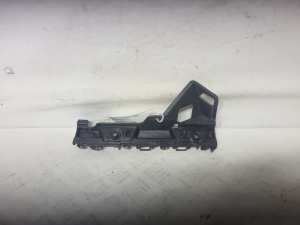 Front bumper bracket - 622209504R