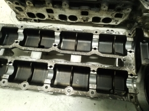 Mercedes Benz E-Class W211 (2002–2009) Cylinder head and its parts - 8
