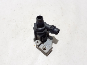 Pompe à eau auxiliaire - HJ328564BA