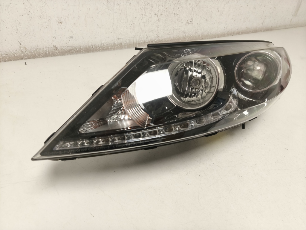Kia Sportage (2010–2016) Scheinwerfer vorne 921013U131