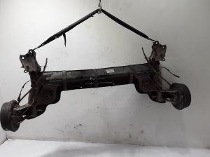 Dacia Duster (2017–2024) Hinterachse und ihre Teile 555015332R